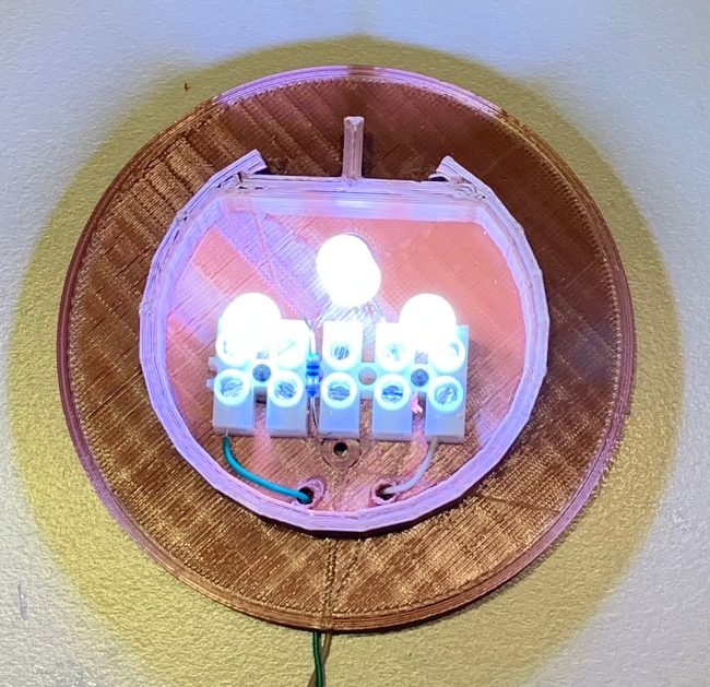 999z_3d mit 12 Volt unter Spannung