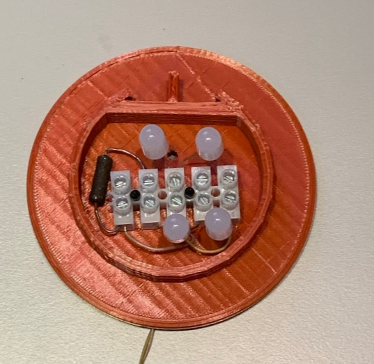 Halterung 999z_3d mit Bauelemente für 5 Volt