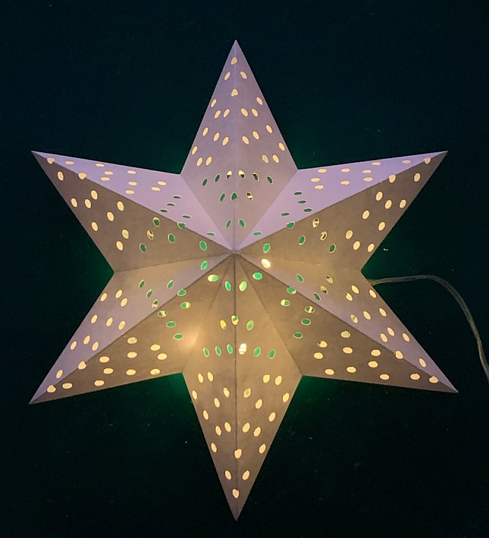 Beleuchtungstest mit kleiner Lichterkette